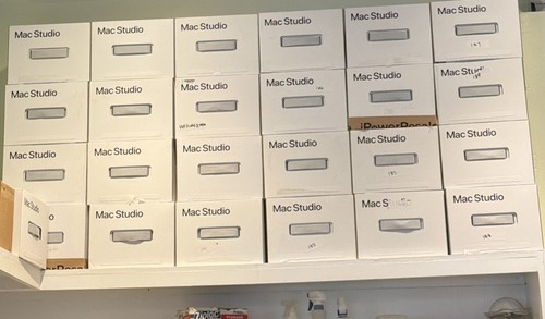Apple mac studio box - studio, only!